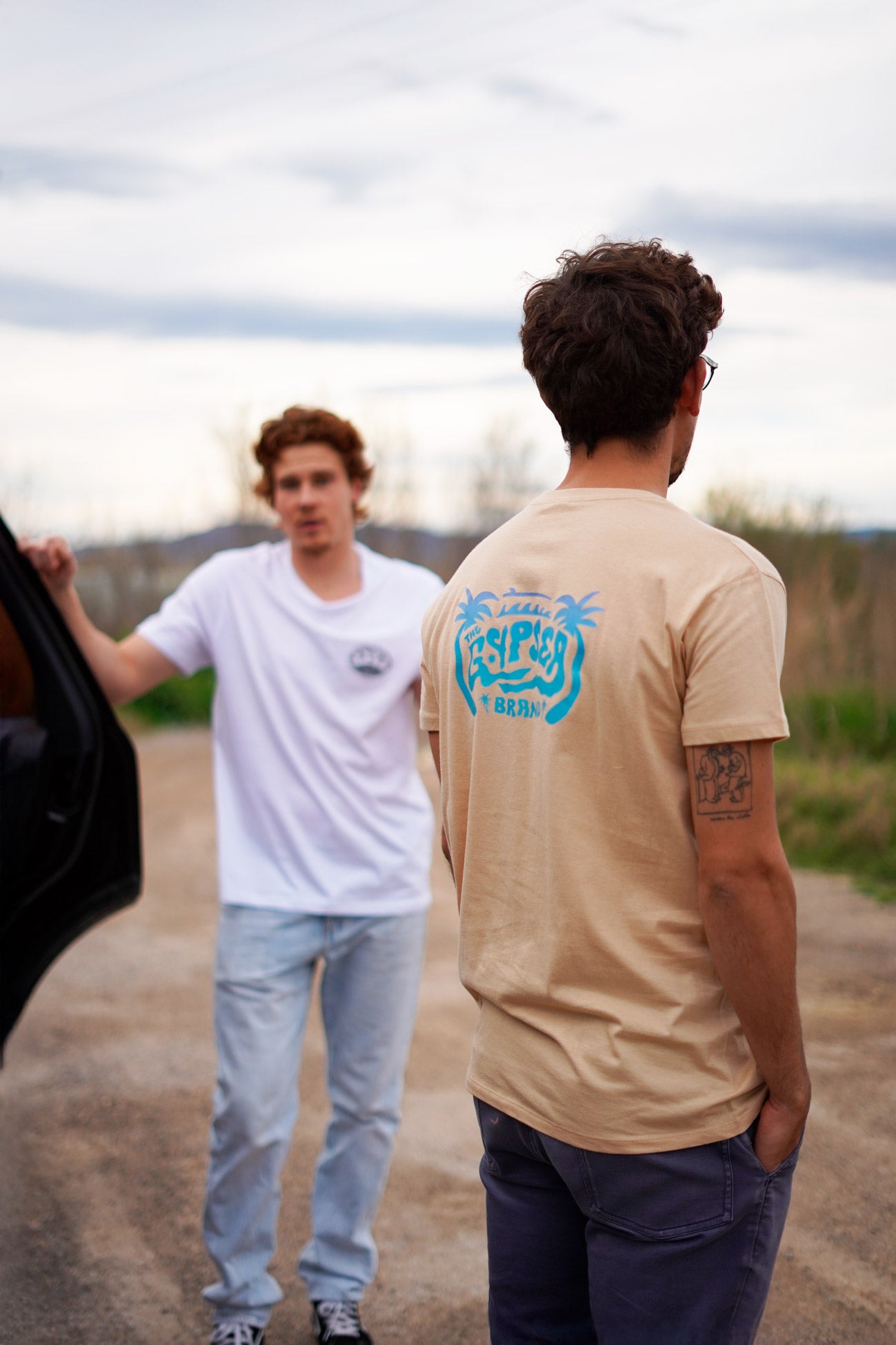 camiseta Perfecta para usar en la playa, en la ciudad ¡o después de una buena sesión de surf!