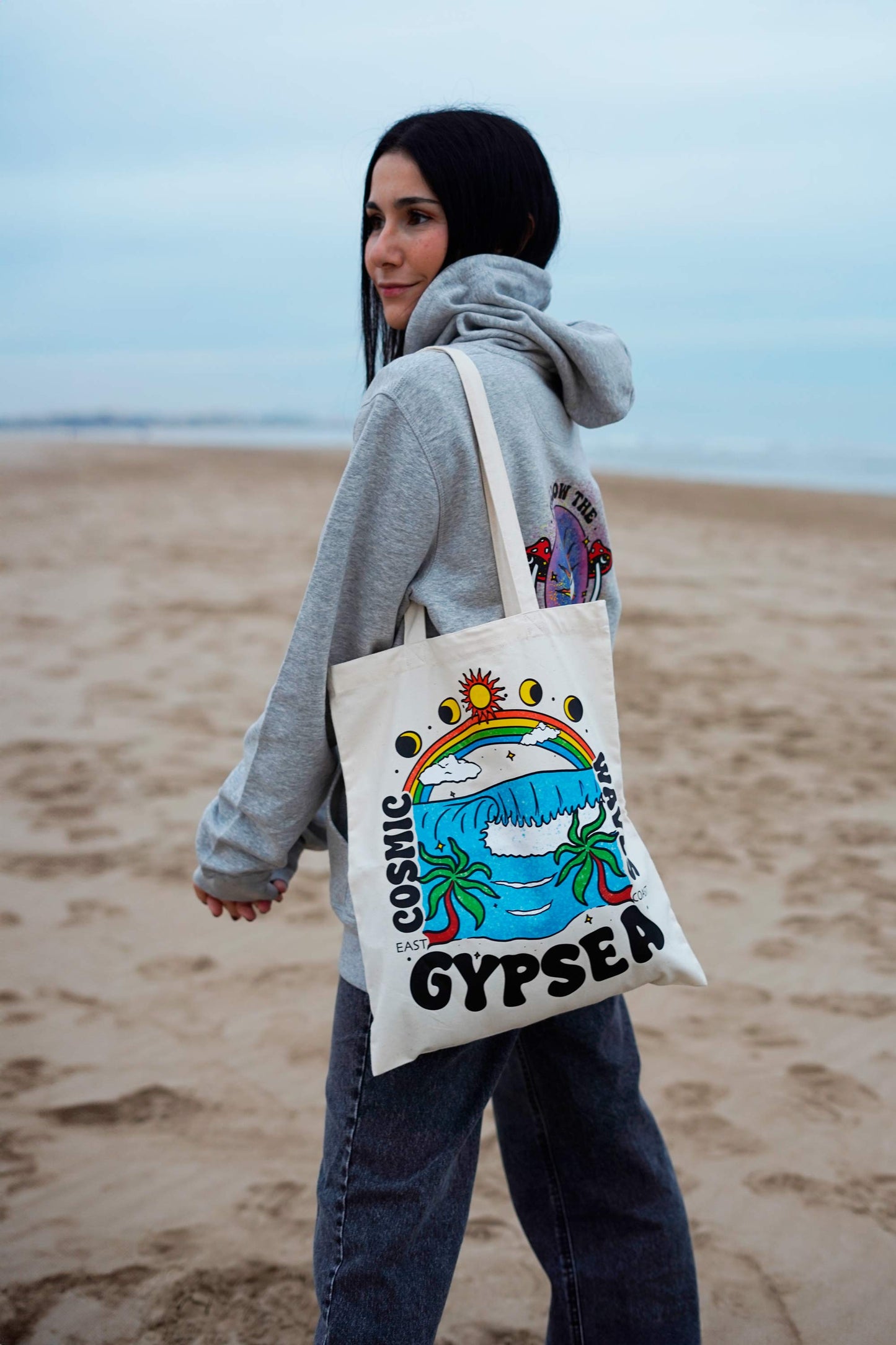 Tote bag con estamapado y compromiso con el medio ambiente
