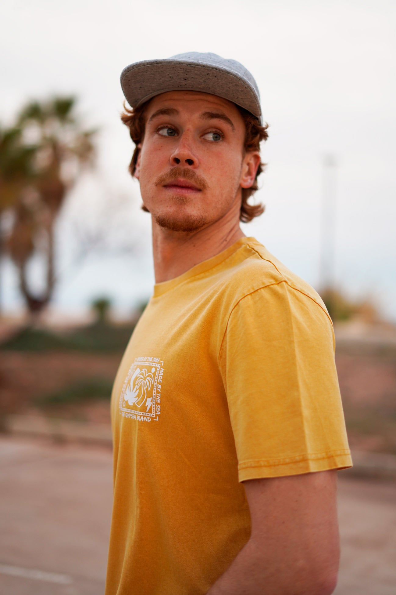Camiseta Palms Ochre