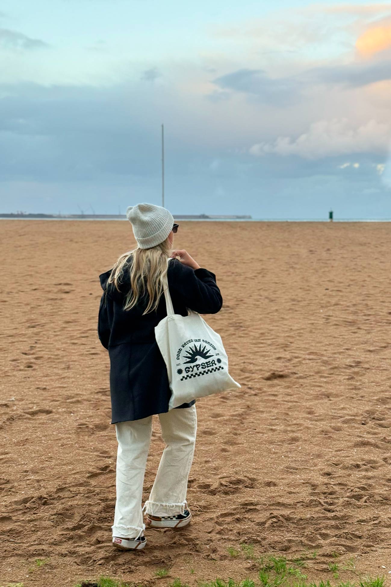 Good Waves Are Coming Black Tote Bag