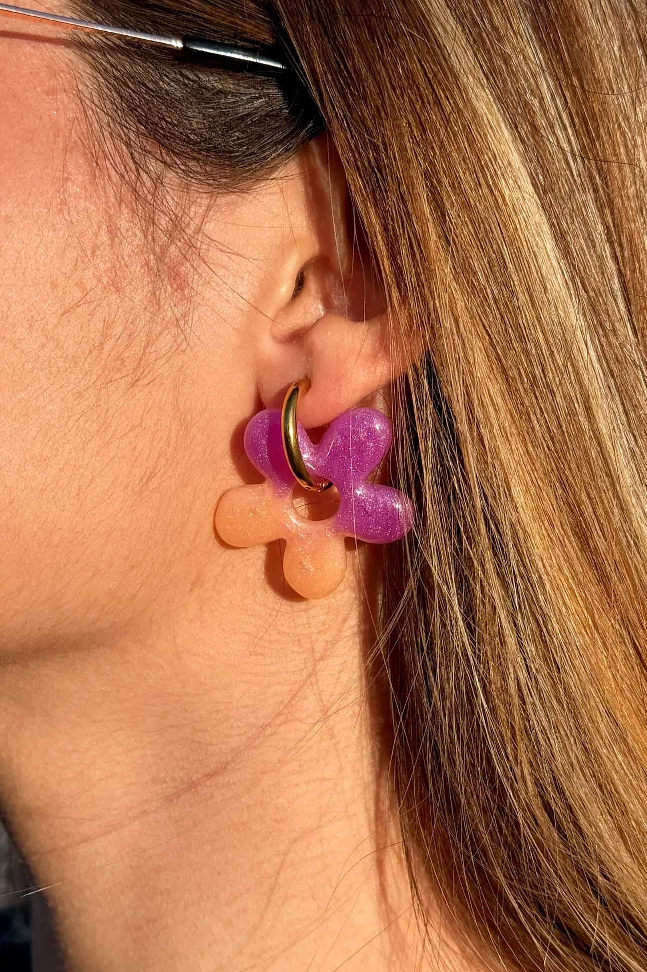 Perfectos para quienes buscan un accesorio original y hecho de manera artesanal. ¡Hazlos tuyos y dale vida a tu look!