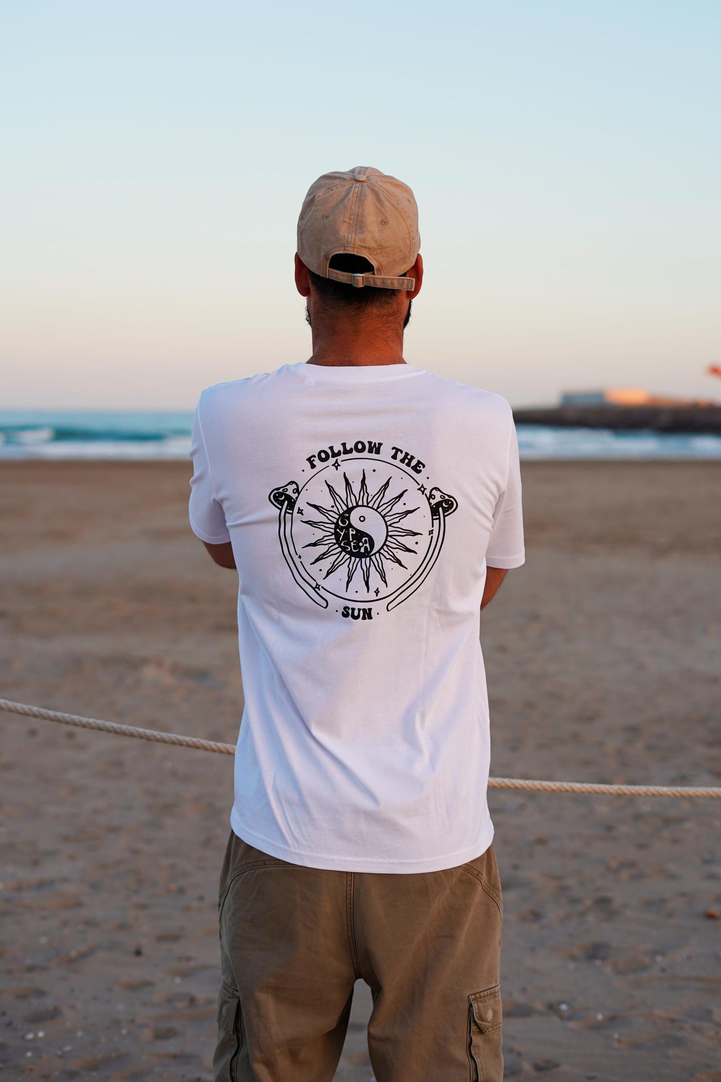 Camiseta Follow The Sun