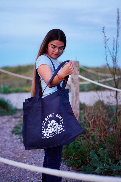 Shopping bag con bordes con pliegue doble para mayor solidez y acabado de calidad. Y fuelle lateral.