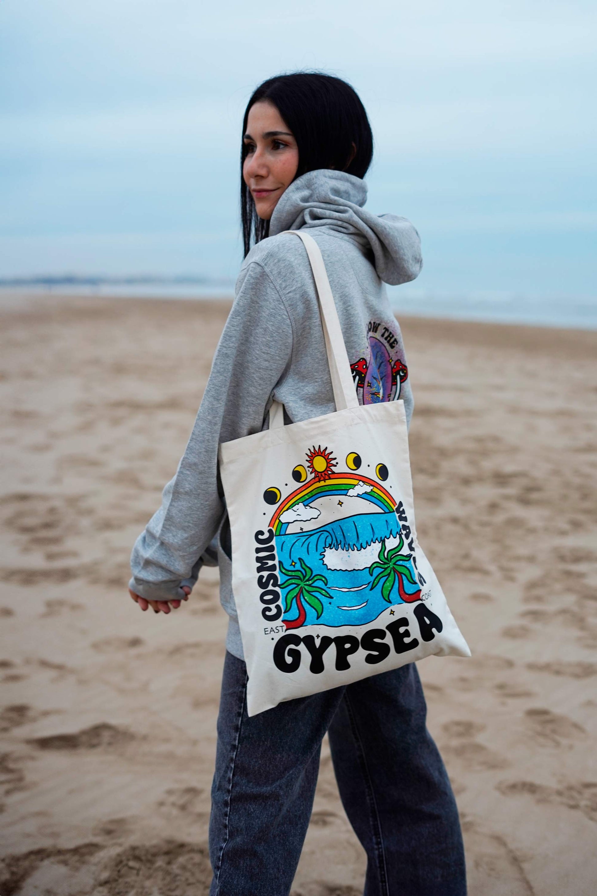 Tote bag con estamapado y  compromiso con el medio ambiente