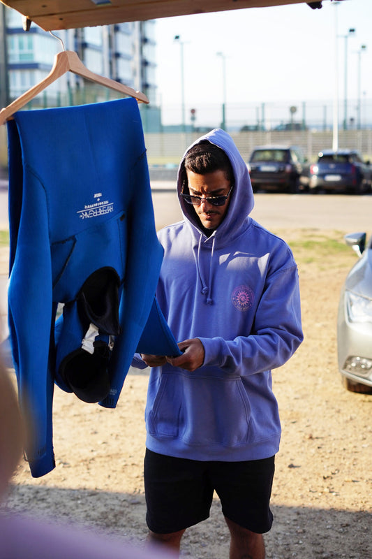 Sudadera Happiness Comes In Barrels