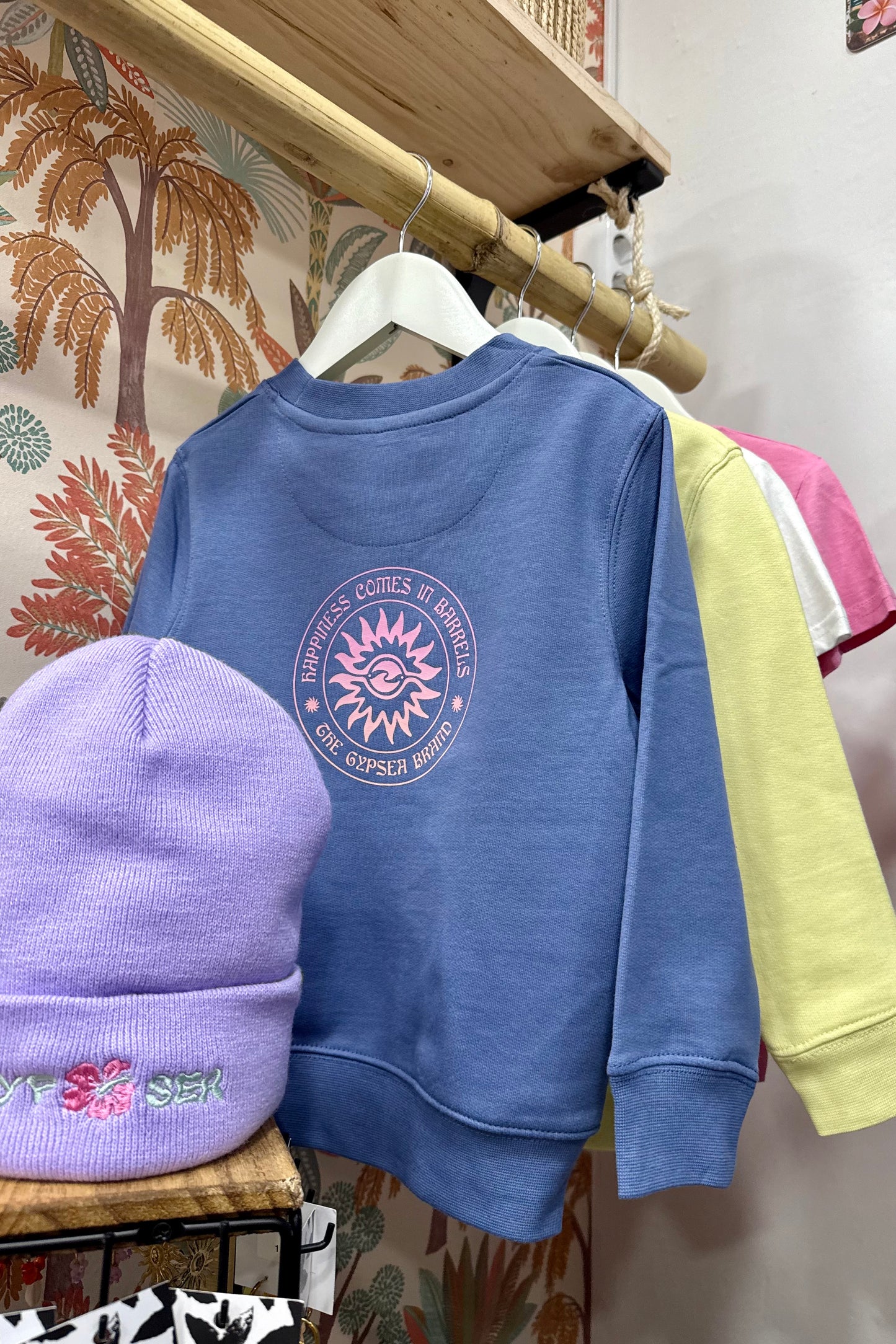 Sudadera Kids Happiness Comes In Barrels