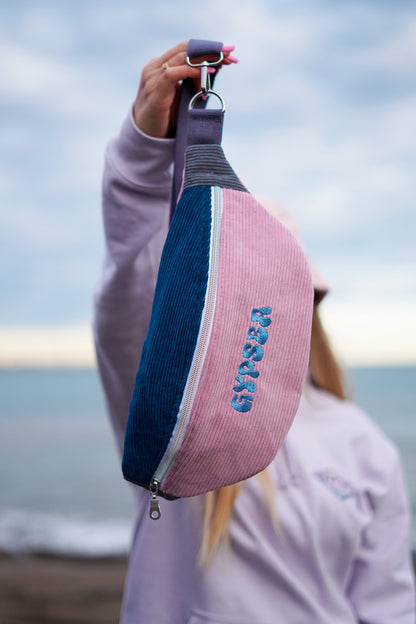 Perfectas para el día a día o para tus aventuras, estas riñoneras hechas con pasión y estilo son el toque final que tu outfit necesita.